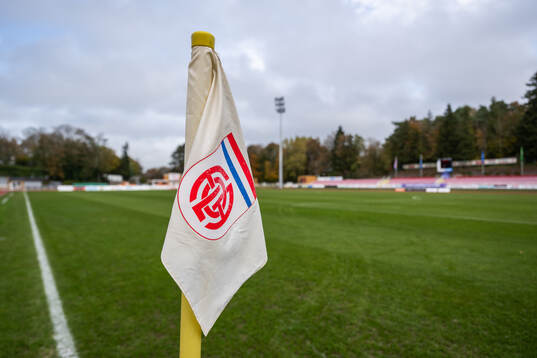 A corner flag at Stade Emile Mayrisch