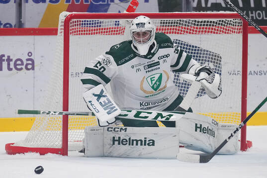Färjestads målvakt Damian Clara