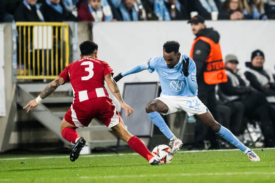 Taha Ali of Malmö FF and Francisco Ortega of Olympiacos