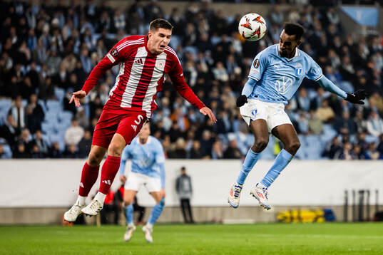 Lorenzo Pirola of Olympiacos and Taha Ali of Malmö FF