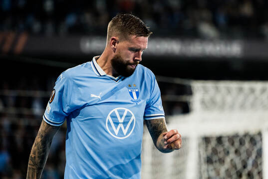 Pontus Jansson of Malmö FF looks dejected