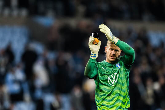 Johan Dahlin of Malmö FF looks dejected