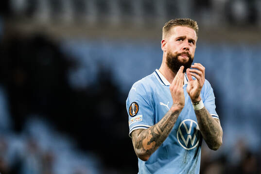 Pontus Jansson of Malmö FF looks dejected