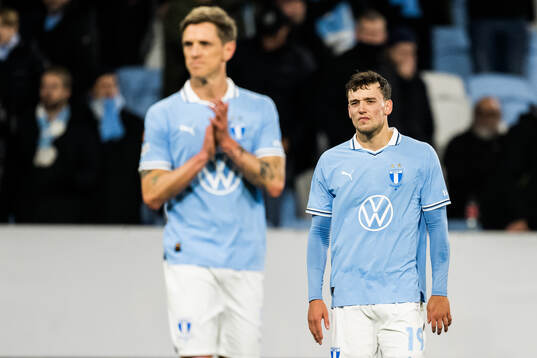 Colin Rösler of Malmö FF looks dejected
