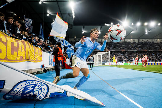 Jens Stryger Larsen of Malmö FF