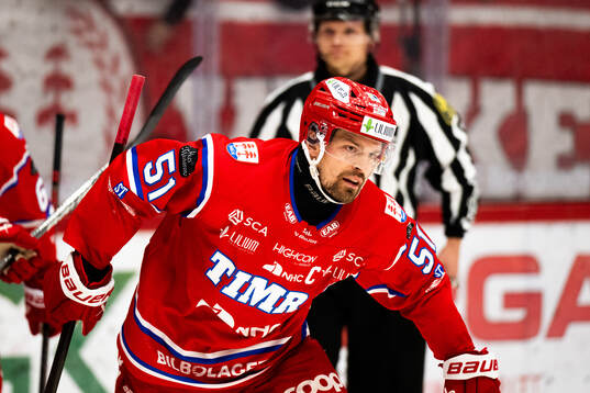 Timrås Anton Lander jublar