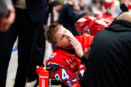 Timrås Sebastian Hartmann har ont
