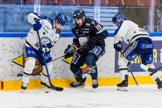 Leksands Max Veronneau och Linköpings Patrick Russell och