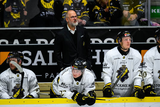 AIKs tränare Markus Åkerblom