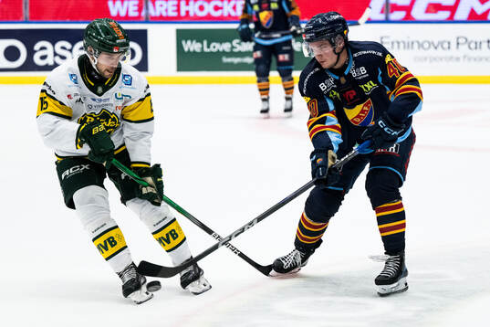 Björklövens Mattias Nörstebö och Djurgårdens Arvid