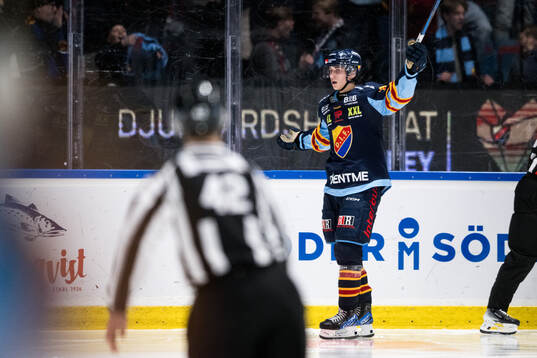 Djurgårdens Victor Eklund jublar