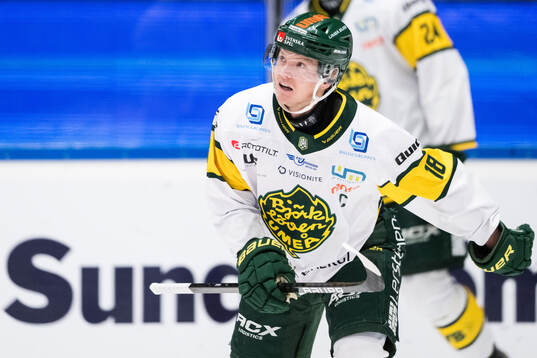 Björklövens Axel Ottosson jublar