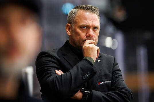 Östersunds huvudtränare Mikael Holmqvist