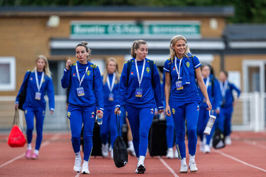Kosovare Asllani, Linda Sembrant and Fridolina Rolfö of