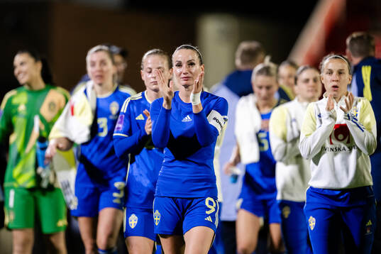 Kosovare Asllani of Sweden celebrates