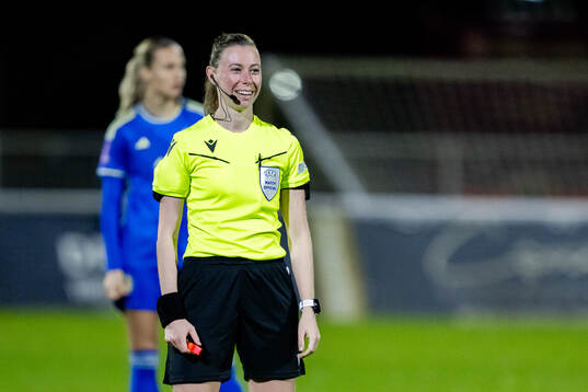 Referee Alexandra Collin