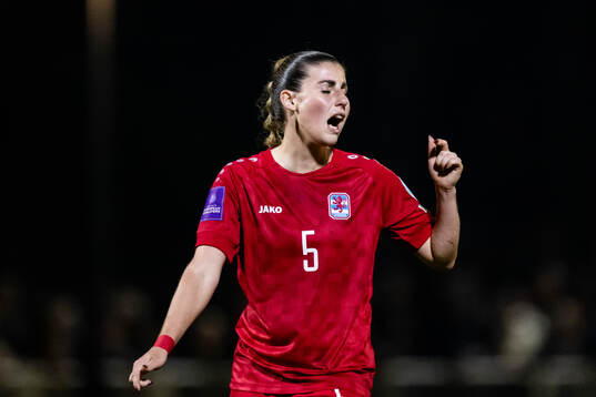 Emma Kramer of Luxembourg reacts