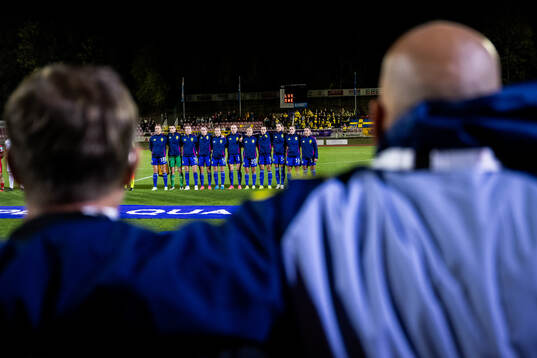 Fridolina Rolfö, goalkeeper Zecira Musovic, Linda