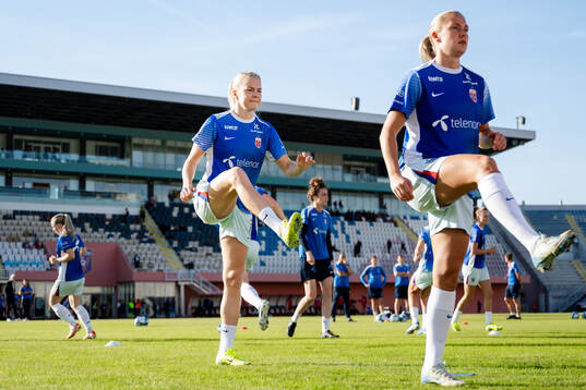 Ada Hegerberg and Lisa Naalsund  of Norway