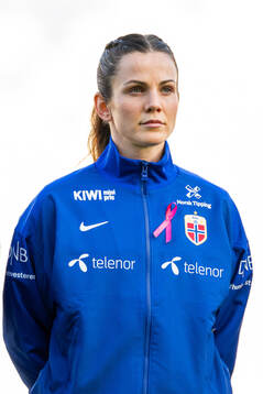 Tuva Hansen of Norway line up