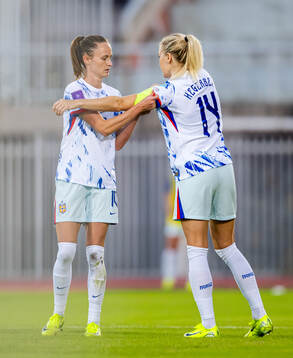 Caroline Graham Hansen and Ada Hegerberg of Norway