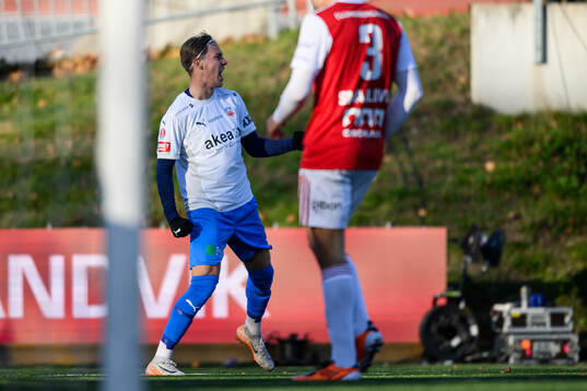 Helsingborgs Taylor Silverholt jublar
