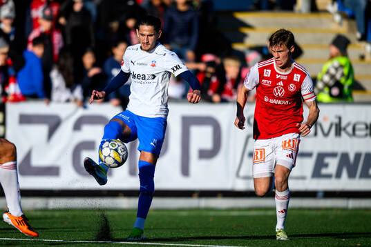Helsingborgs Ervin Gigovic och Sandvikens IFs Ludwig