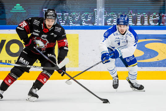 Malmö Redhawks Jakub Galvas och Leksands Marcus Karlberg