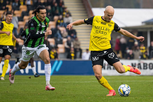 GAISs Amin Boudri och Mjällbys Viktor Gustafson