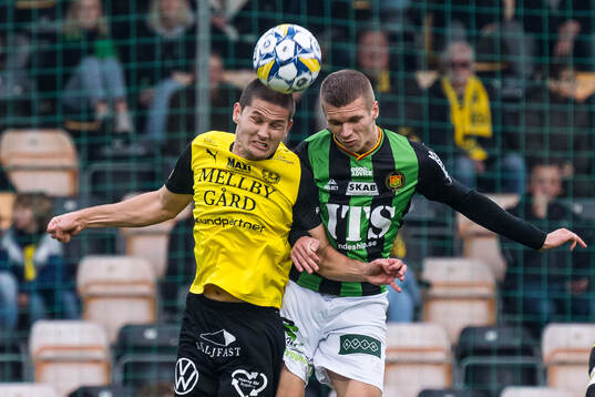 Mjällbys Rasmus Wikström och GAISs Lucas Hedlund