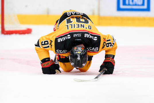 Luleås Brian O'neil har ont