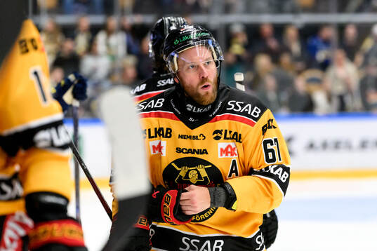 Luleås Linus Omark deppar