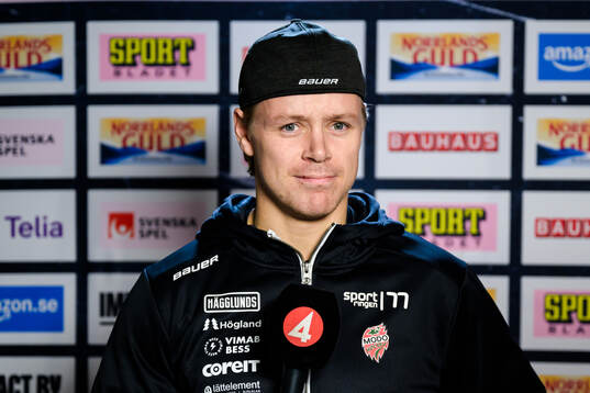 Modos Mikkel Aagaard blir intervjuad av TV4