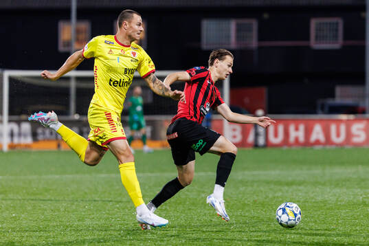Kalmars Melker Hallberg och Brommapojkarnas Alex Timossi