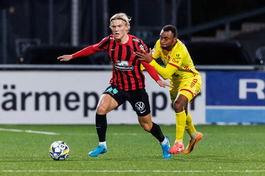 Brommapojkarnas Alexander Jensen och Kalmars Abdussalam