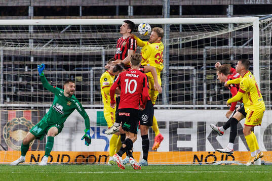 Kalmars Lars Saetra gör 1-1