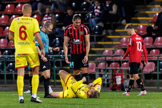 Brommapojkarnas Nikola Vasic och Kalmars Lars Saetra