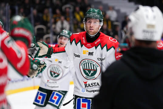 Frölundas Wiktor Nilsson jublar