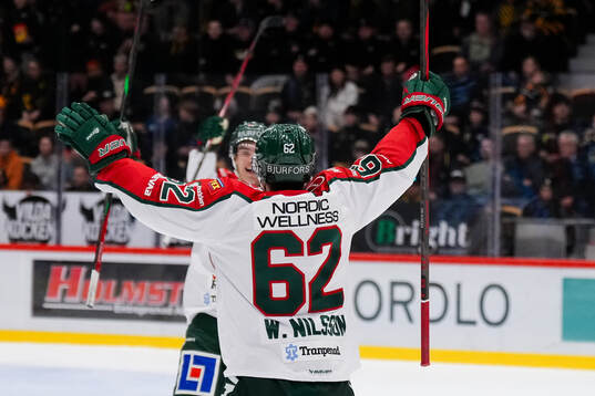 Frölundas Wiktor Nilsson jublar