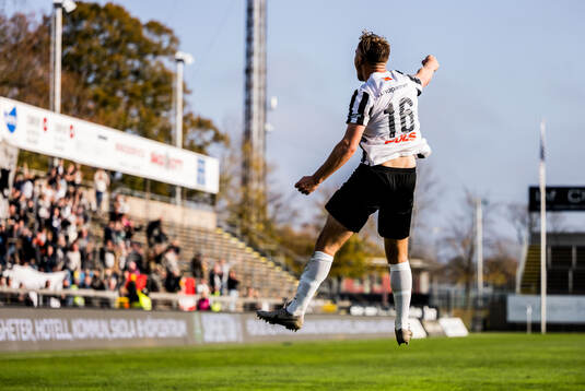 Landskronas Jesper Strid jublar