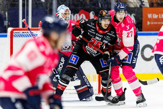 Örebros Hannes Björninen och Linköpings William Worge