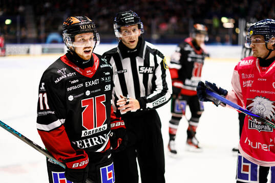 Örebros Kalle Kossila reagerar