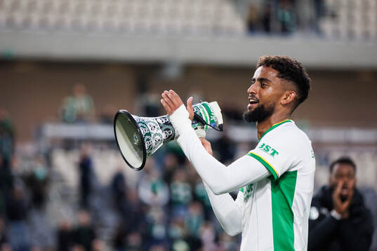 Hammarbys Tesfaldet Tekie jublar