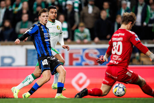 Sirius Adam Vikman och Hammarbys Jusef Erabi