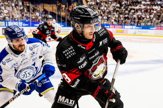 uMalmö Redhawks Johan Olofsson nder ishockeymatchen i SHL