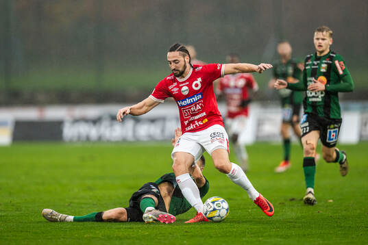 Varbergs Gustav Broman och Degerfors Dijan Vukojevic