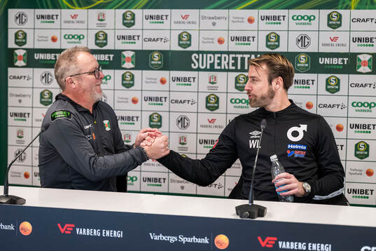 Varbergs tränare Roar Hansen och Degerfors tränare