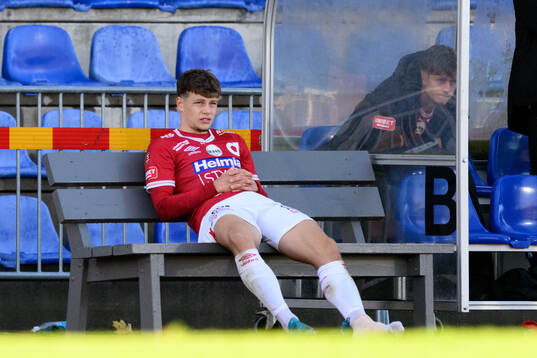 Degerfors Gustav Lindgren på bänken