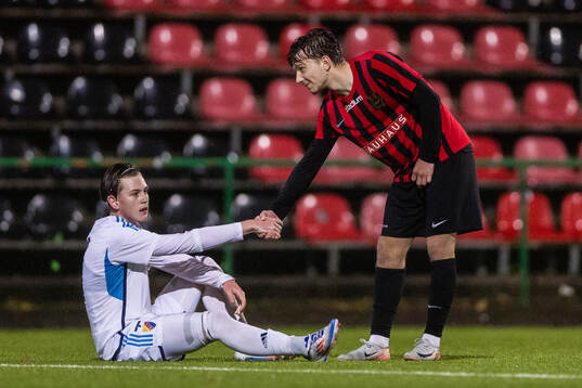 Bläddra bland fler bilder av Fotboll, P17 Allsvenskan A-slutspel, Brommapojkarna - Djurgården