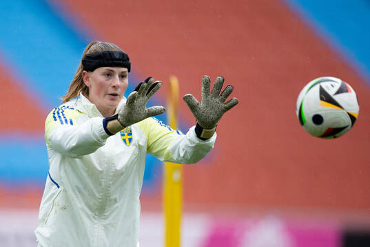 Goalkeeper Tove Enblom of the Swedish women's national
